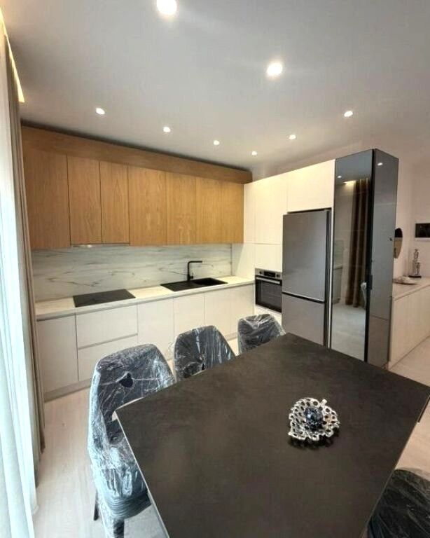 🏡 Appartamento 1+1 + 2 posti auto in affitto – Xhamllik