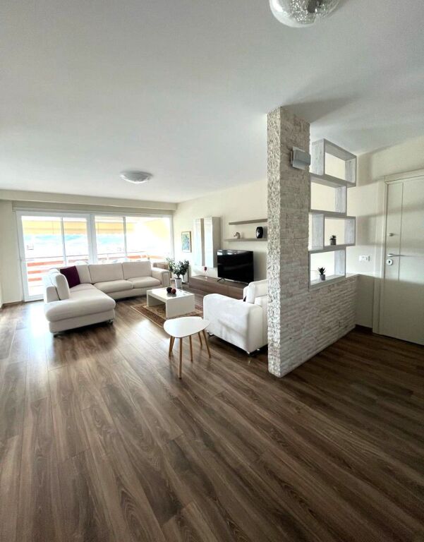 🏡 Long Hill Residence  Qira Apartament 2+1