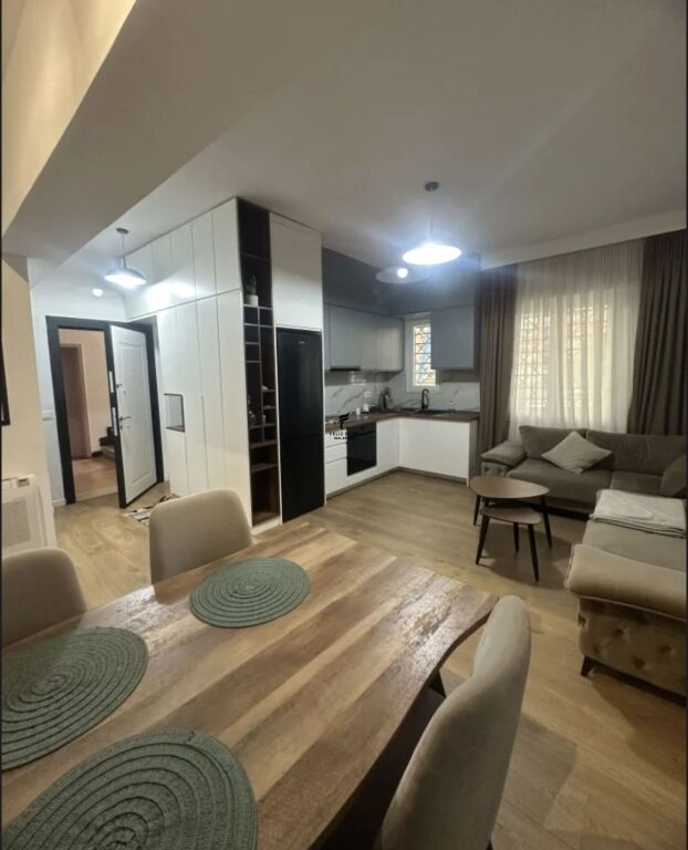 APPARTAMENTO IN AFFITTO 2+1 PAZARI RI 100.000 LEKE FH-69182