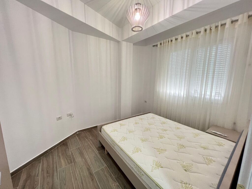 📣 QERA Apartament 2+1 🛣️ Rruga e "Dibres" ✨  🏢 Ndertim i Ri 🪜 Kati 6 , Me Ashensor 🛋️ Arreduar Ne Menyre Bashkekohore  💶 Cmimi 650 Euro