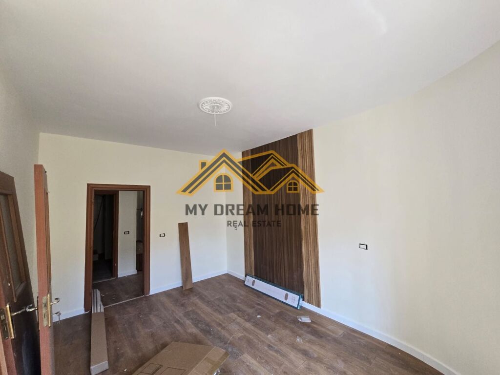 SHITET APARTAMENT 1+1 PLAZH DURRES