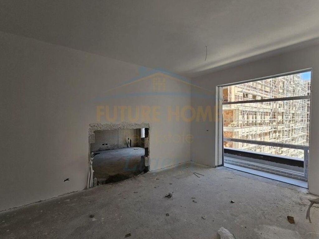 Shitet, Apartament 1+1, Univers City, Tirane.