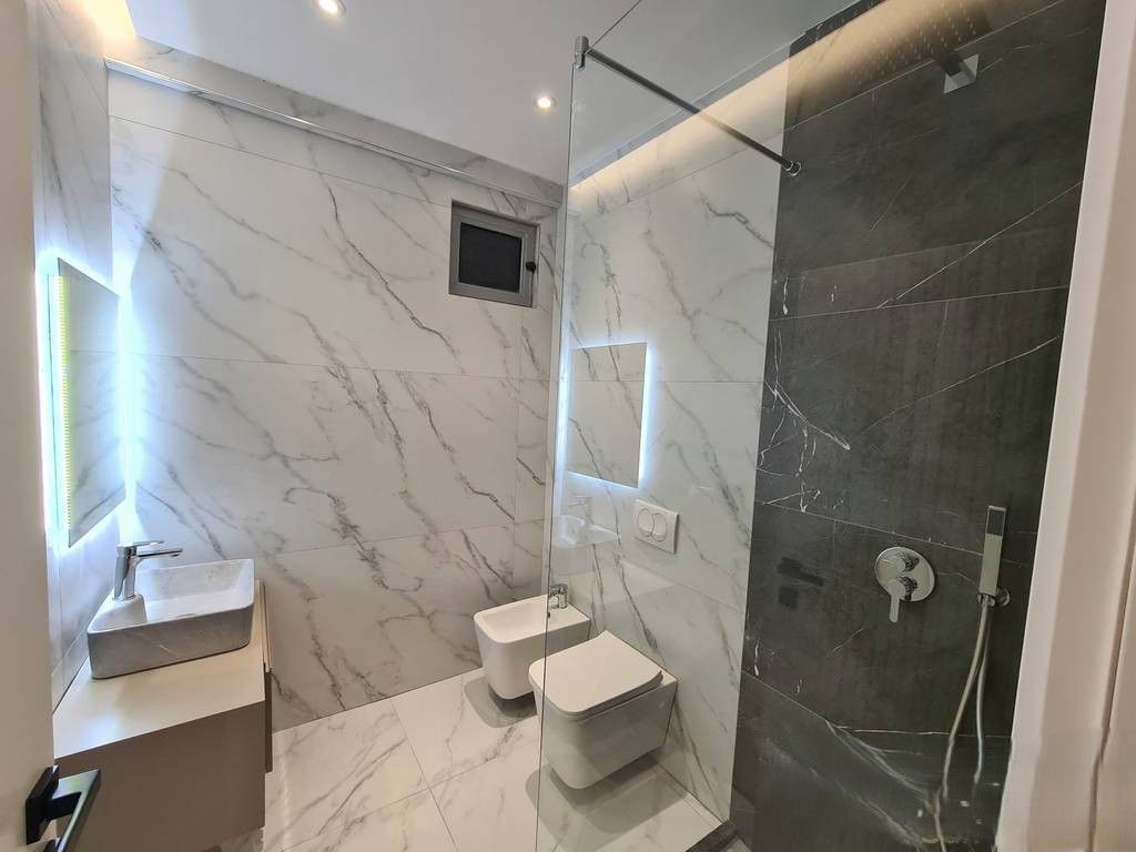 APARTAMENT 1+1 PER QIRA 550 € /Muaj