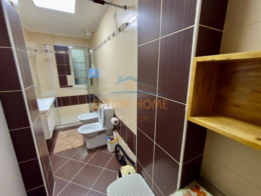 Qera, Apartament 3+1, Liqeni i Thatë, Tiranë.