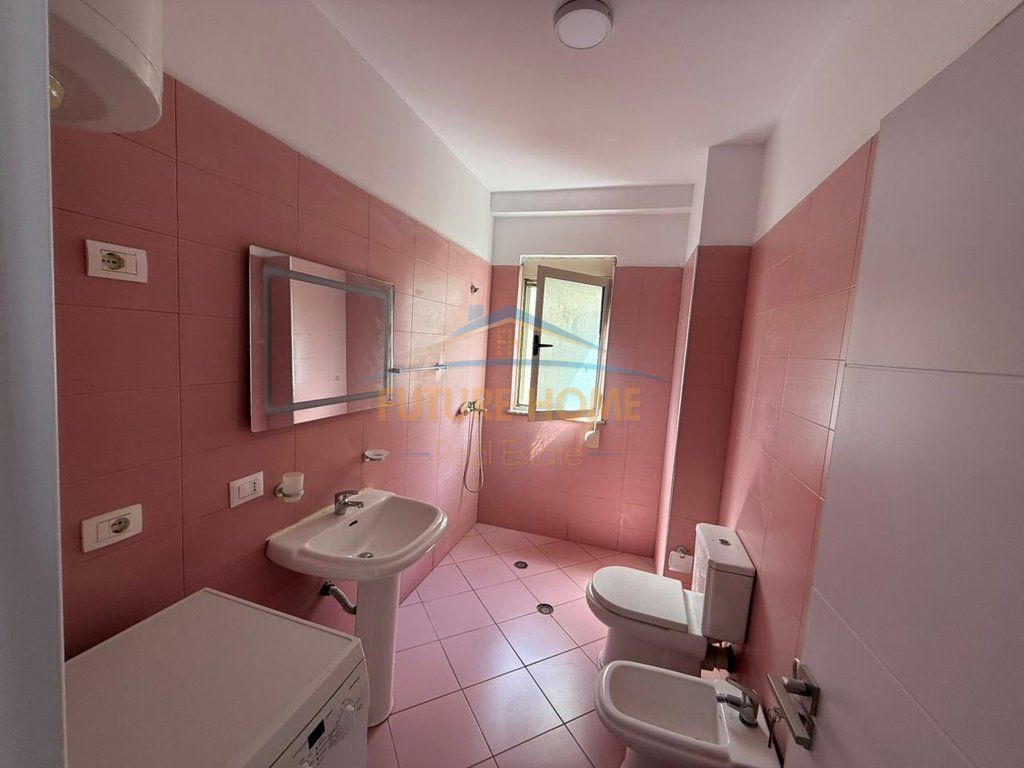 Shitet, Apartament 2+1,  Kodra e Diellit,Tiranë.