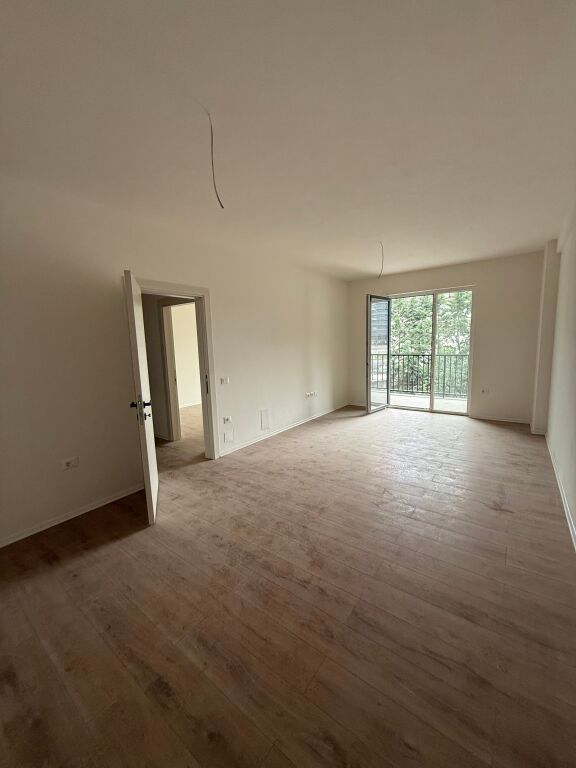 Tek Rezidenca Albulena Shitet Apartament 2+1 Me Planimetri Te Rregullt!