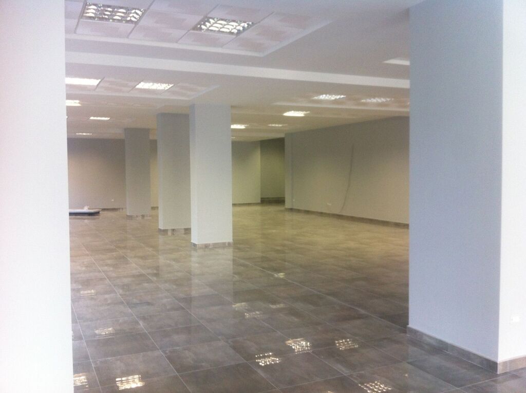 Shop for rent at Selvia 412 m2