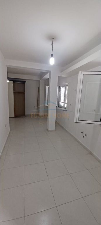 Qera,Apartament,3+1,Xhamlliku,Tirane