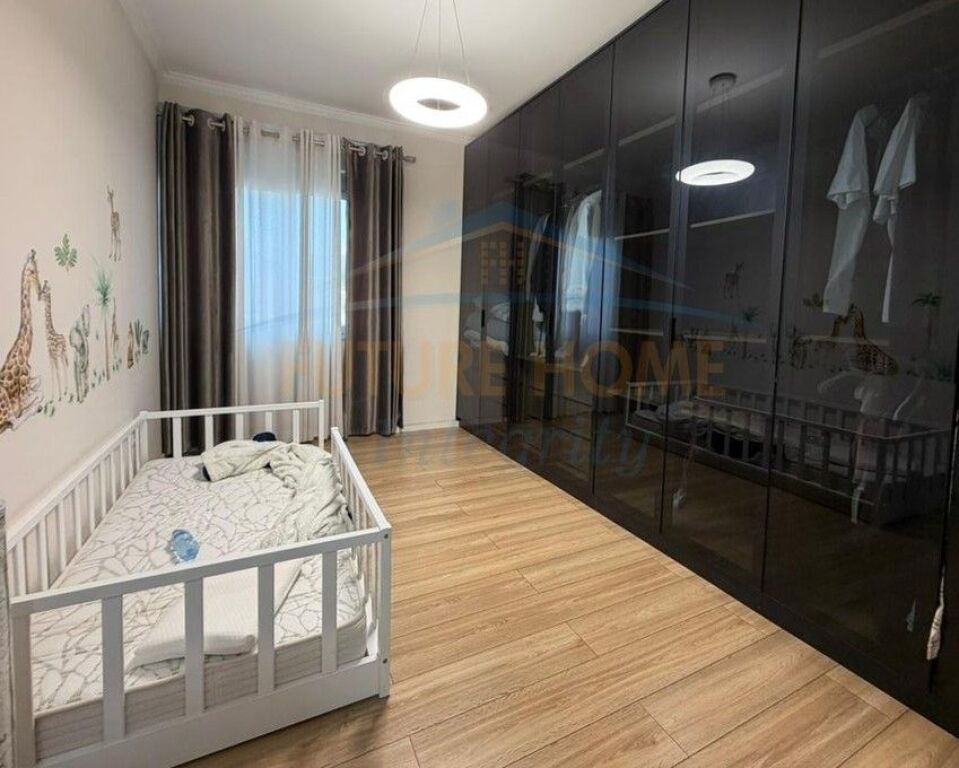 Qera, Apartament 2+1, Unaza e Re, Tiranë.