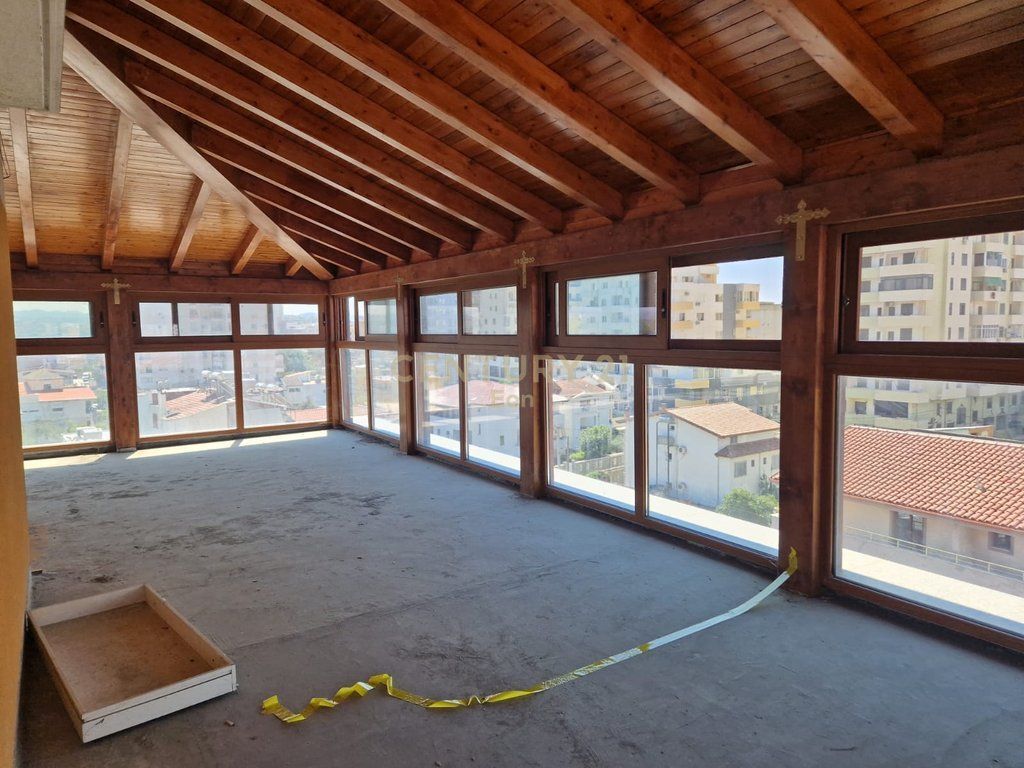 FOR SALE STUDIO PLUS GARAGE IN DURRES BEACH !