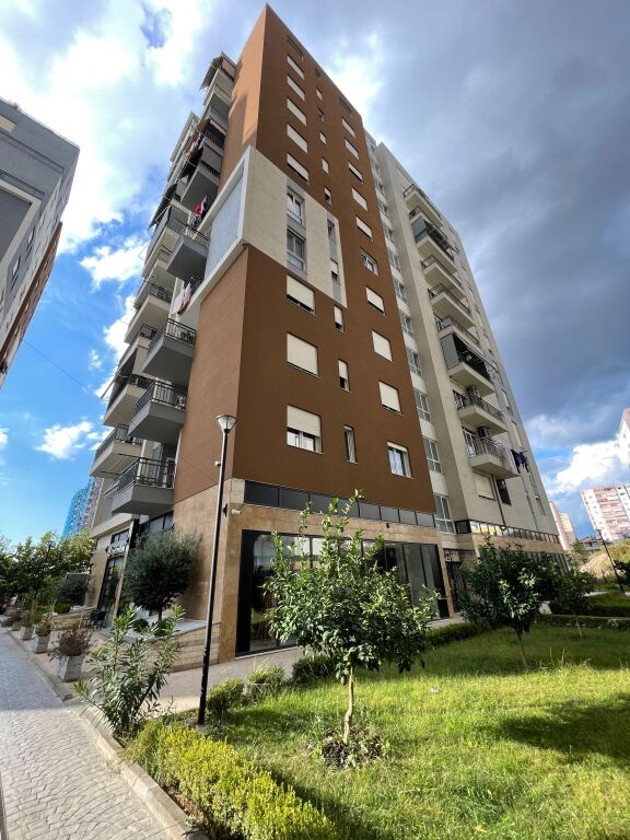 ✨Shitet Apartament 1+1 + 🅿️ | 📍Ish Fusha e Aviacionit