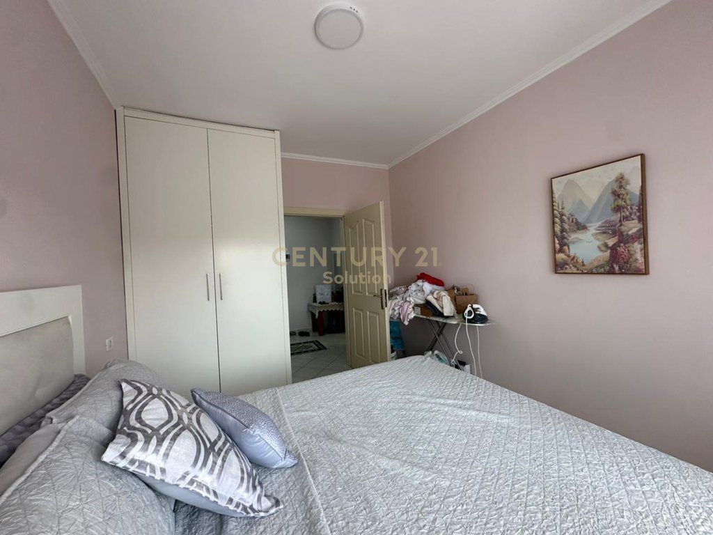 APARTAMENT 1+1 PER QIRA NE ASTIR PRANE VILES-L