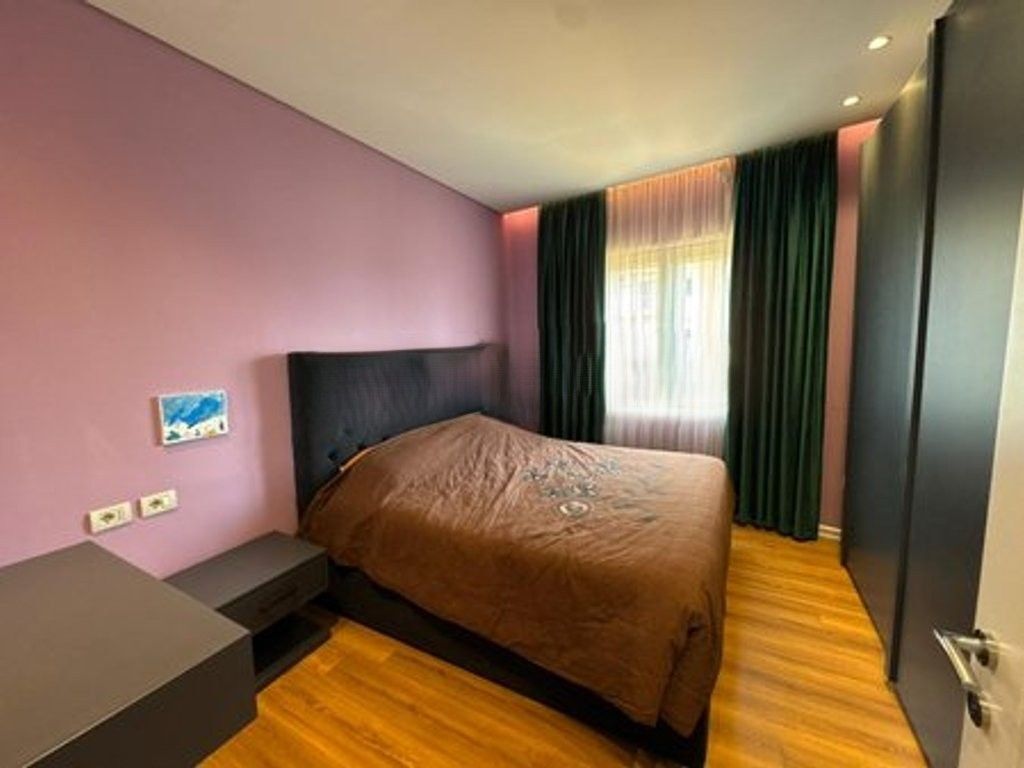 SHITET APARTAMENT 1+1 NE DON BOSKO, PRANE BUJTINES SE GJELIT 160,000 €