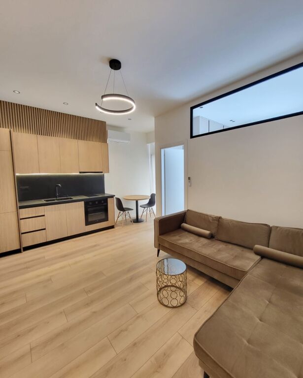 🏡 Shitet Apartament 1+1 – Liqeni i Thatë, Tiranë