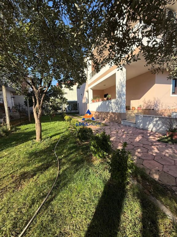 PRIVATE VILLA FOR RENT 2 FLOORS "NEW TRAIN TERMINAL, TIRANA" 900 EURO