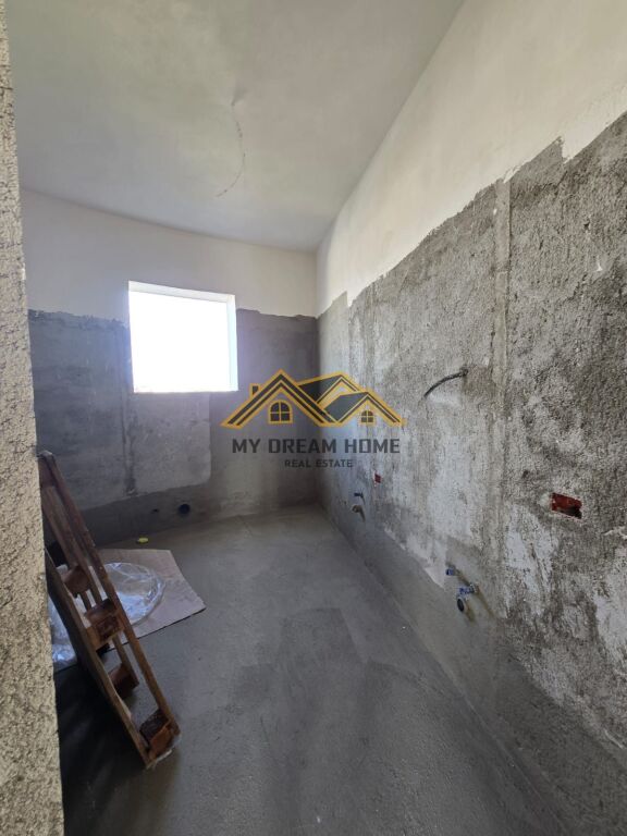 VILË PËR SHITJE NË ZONËN E ISH KËNETES, DURRËS !