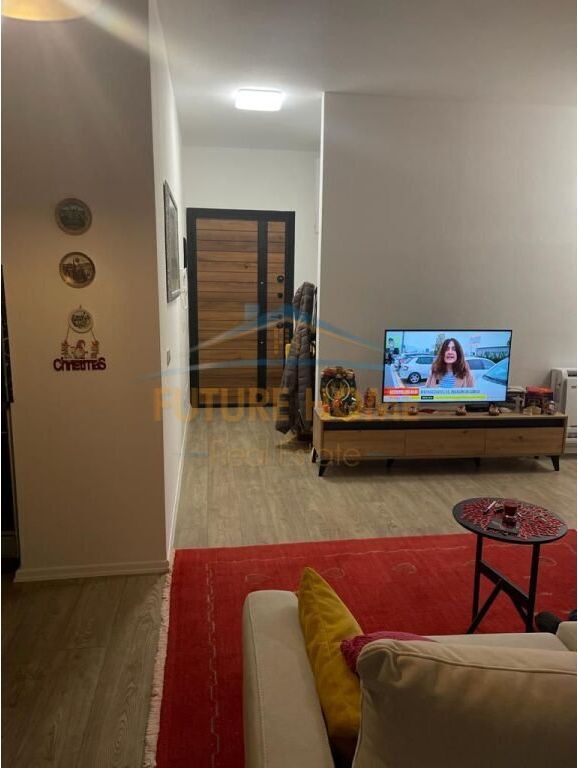 Qera, Apartament 2+1 Univers City, Tirane.