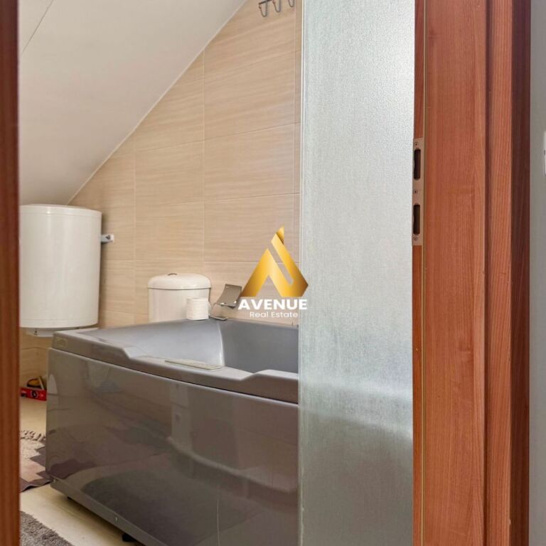 🏡 Triplex for rent – Sauk, near the Residence “Green Gate”