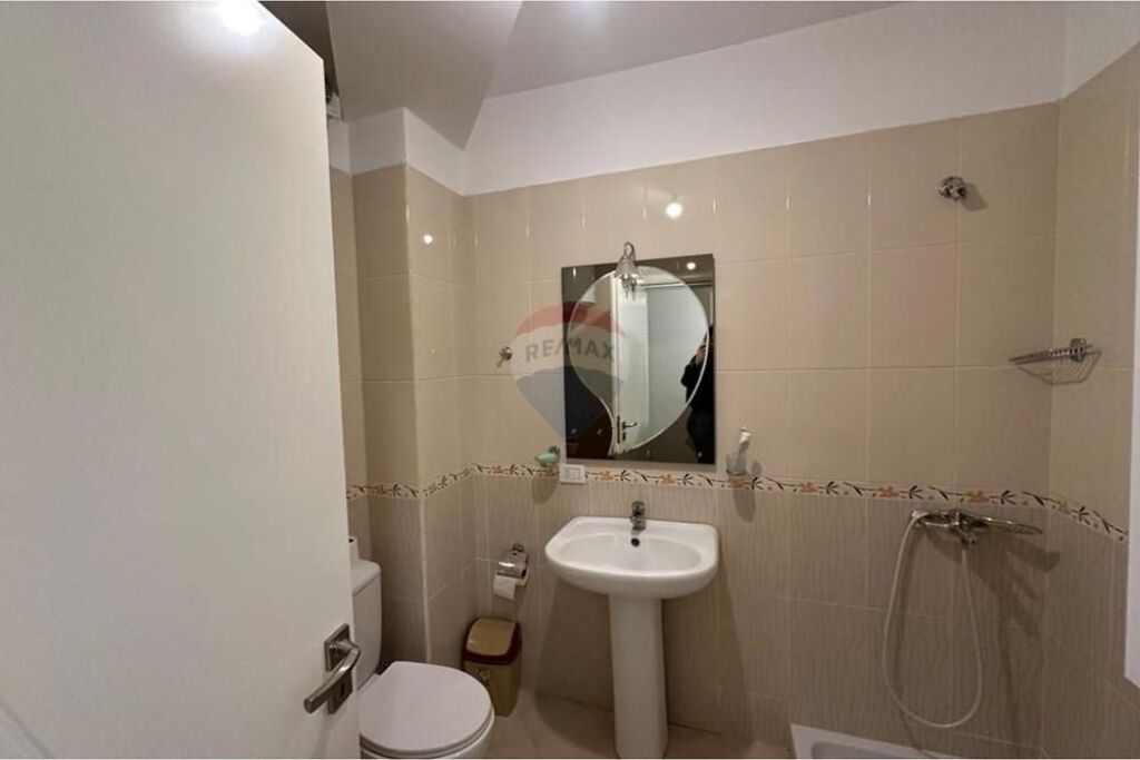 APARTAMENT 2+1+2 PER SHITJE TE 5 MAJI