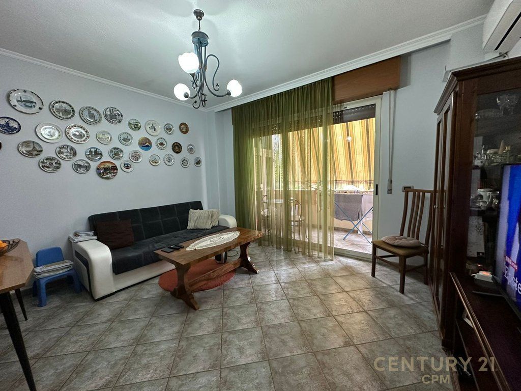 Appartamento 2+1 In Affitto In Via Kavaja!