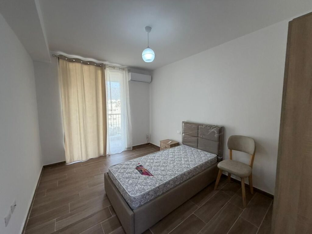 🏡 Apartamente 2+1 Me qera 📍 5 maji 💸Cmimi 50000 leke