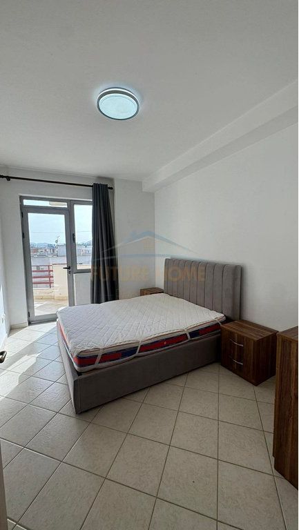 Apartament 2+1, Pallatet Romario, Unaza e Re