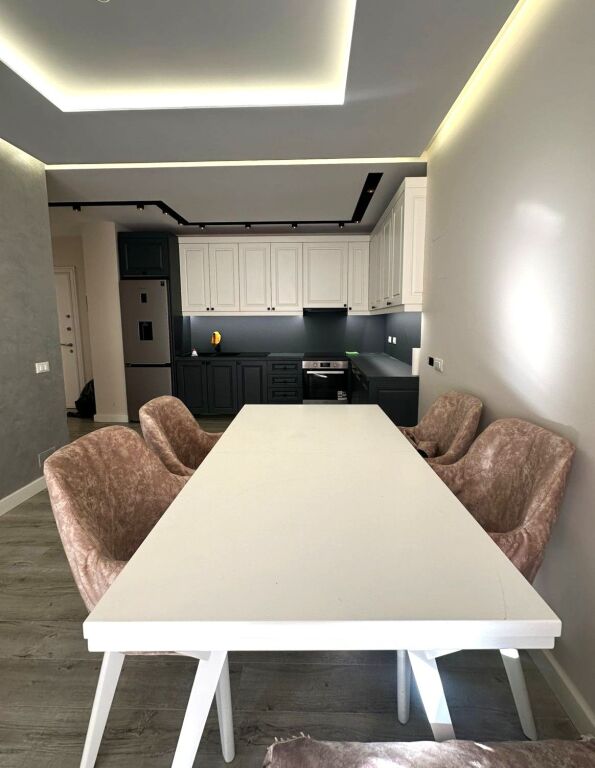 Astir Shitet Apartament 3+1+2