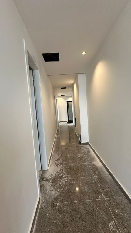 AMBIENT PER ZYRE ME QIRA TE KOMPLEKSI DELIJORGJI