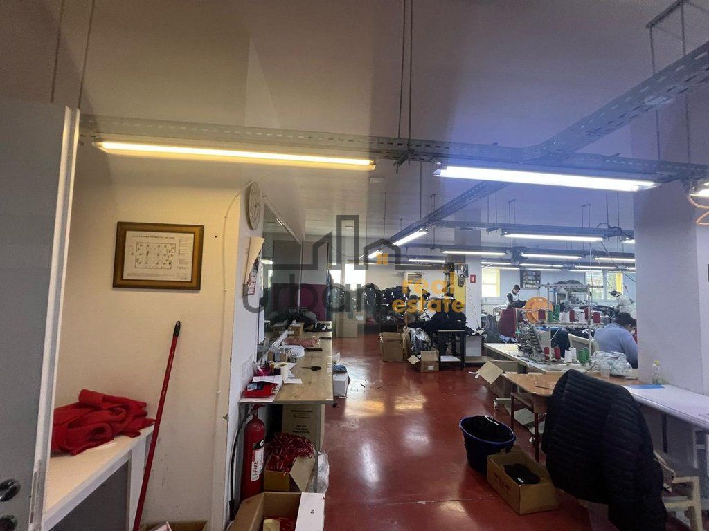 Ekskluzive/Shitet, Kapanon, Sharrë, Tiranë - 320,000€ | 1626 m²