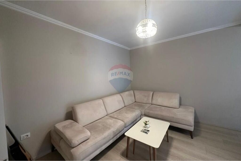 APARTAMENT 2+1+2 PER SHITJE TE 5 MAJI