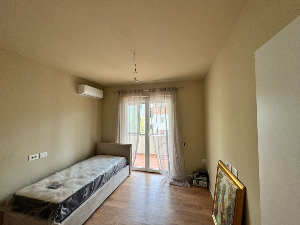 Apartment for rent - Durres Street