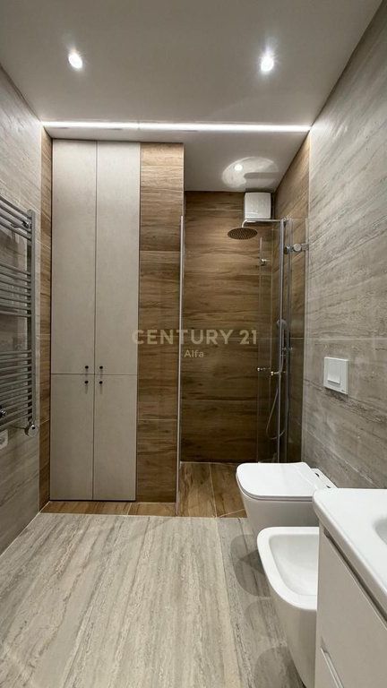 Vendesi super appartamento 1+1 a Zogu i Zi!