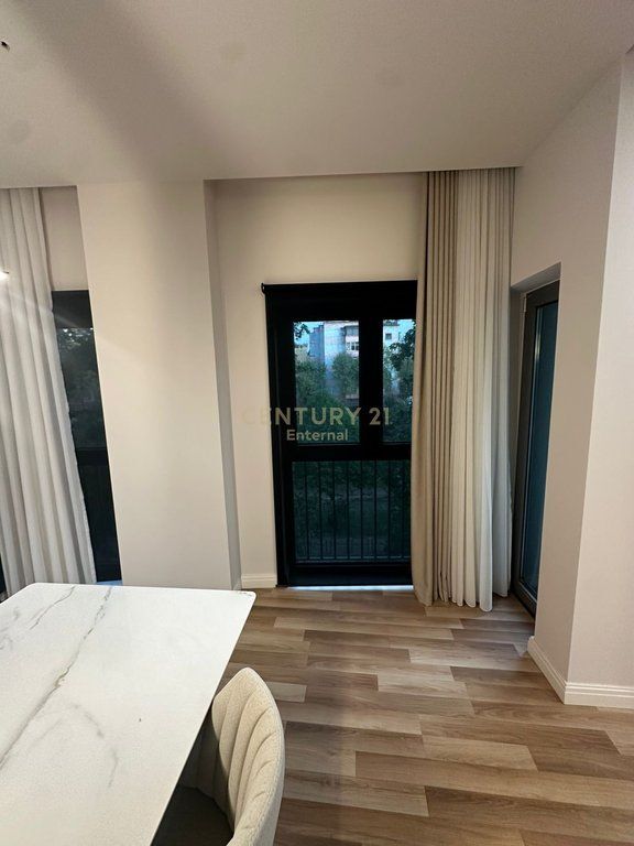 ATSH, Ministria e Jashtme - Jepet 1+1 Me Qera Mobilim Luxury + Parkim