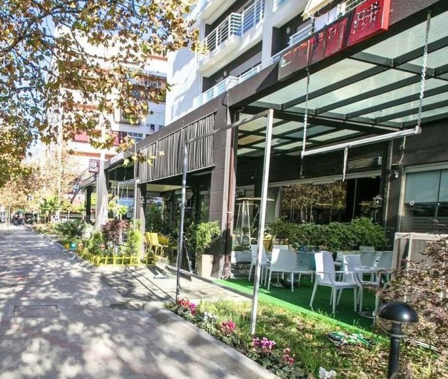 Apartament 3+1+2 për shitje në Don Bosko!