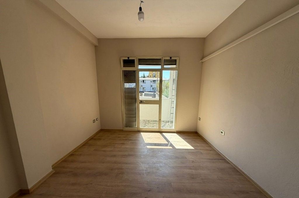 On Kavaja Street, a 2+1 apartment is for sale !