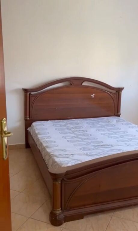 Apartament me qira 1+1 në Porcelan!