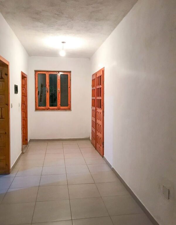 Jepet me qera 1+1, Shtepi Private - Don Bosko