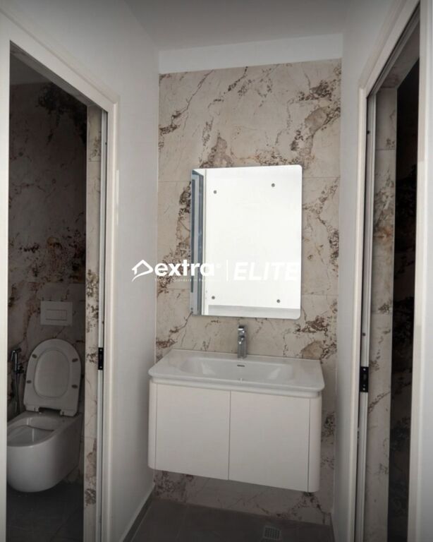 Si affittano 2 ambienti commerciali