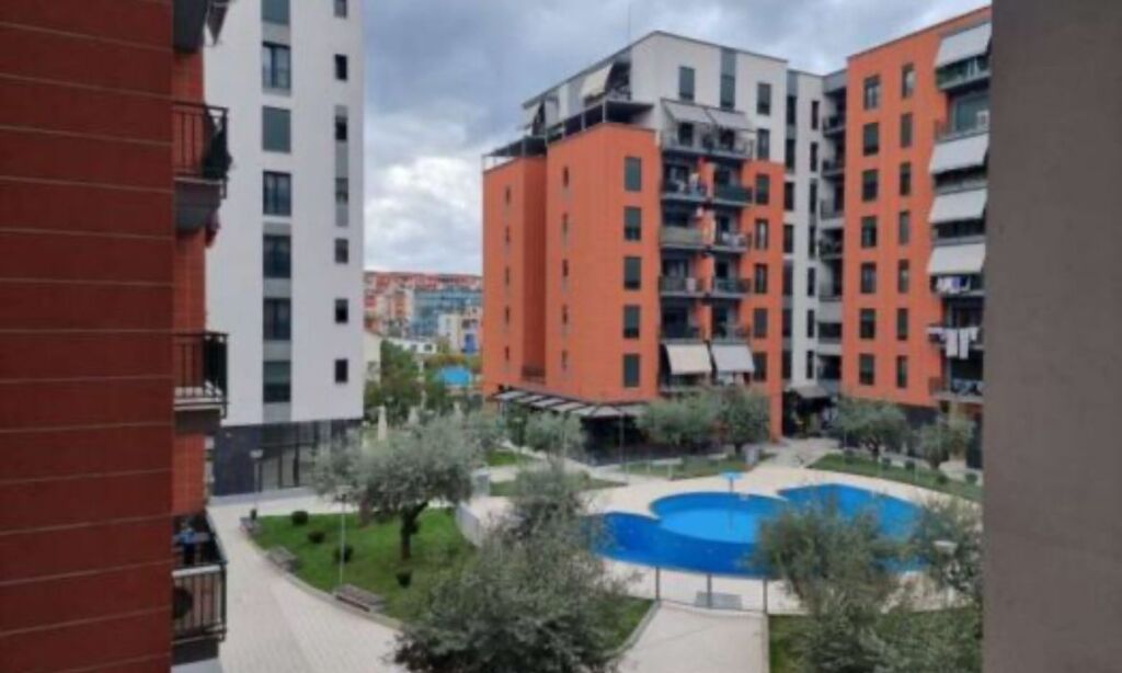 Jepet me Qera Apartament 1+1 + Post Parkimi Green city