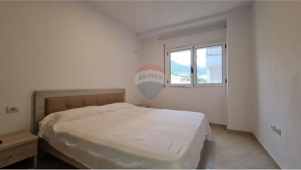 🌊 APARTAMENT 1+1 NË SHITJE – LUNGOMARE, VLORË
