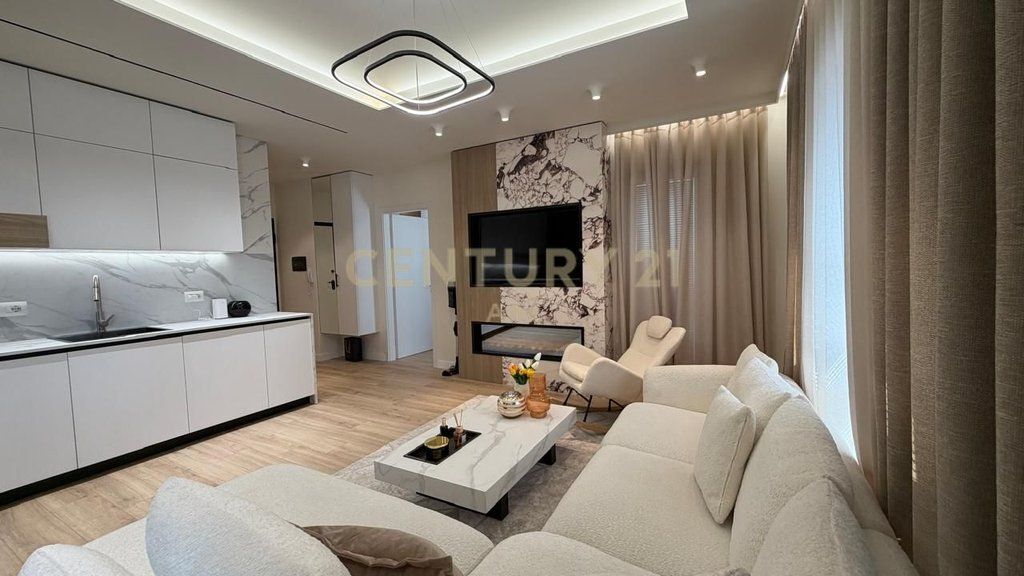 Shitet super apartament 1+1 tek Zogu i Zi!