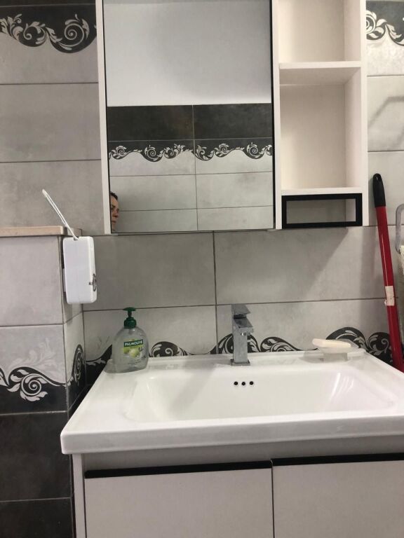Apartament 1+1 me qera ne Ali Dem