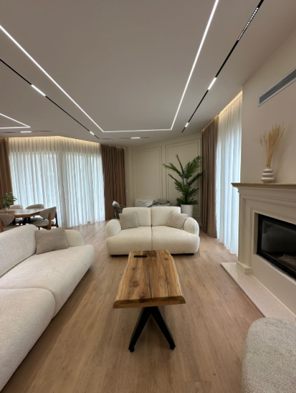 📍 Vilë me Qira në Green Valley Residences – Liqeni i Thatë