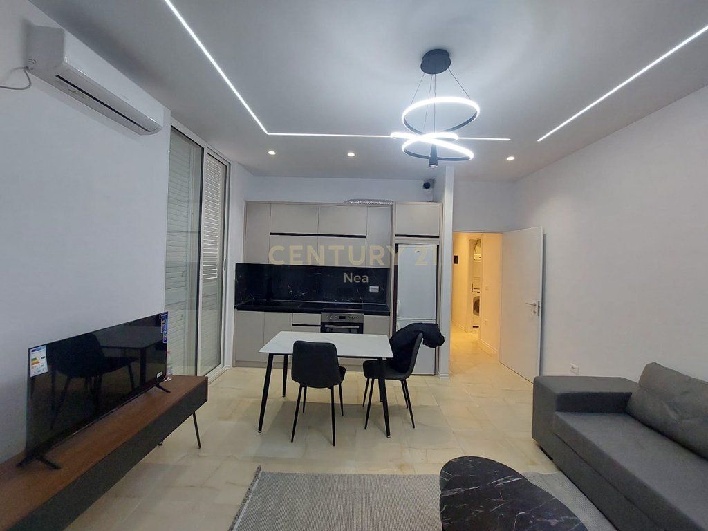 SHITET APARTAMENT 1+1 TEK KODRA E DIELLIT NE TIRANE