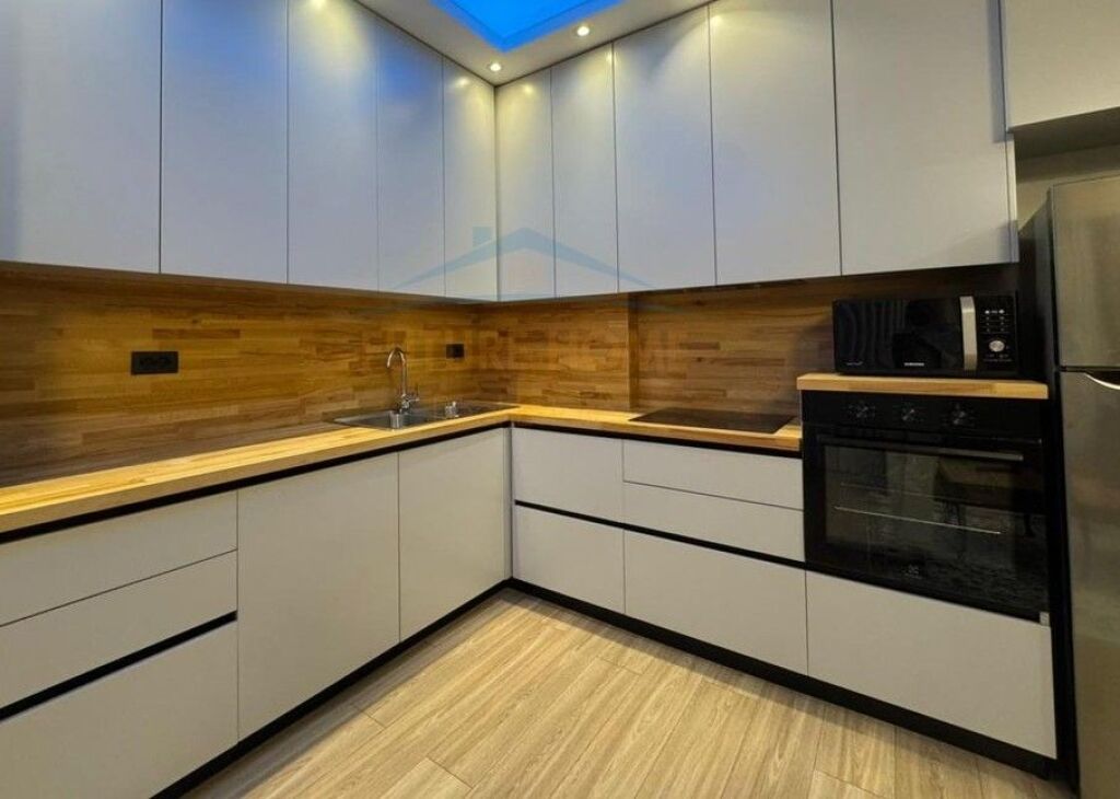 Qera, Apartament 2+1+2 , Jordan Misja , Tirane