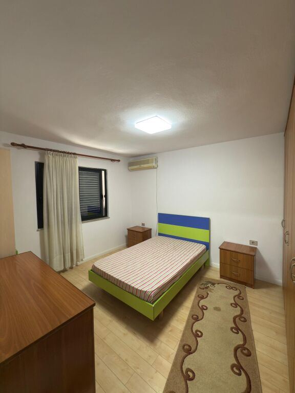 🏠 SHITET – Apartament 2+1 | Ish Tregu Elektrik, pranë Rrugës Petro Nini Luarasi