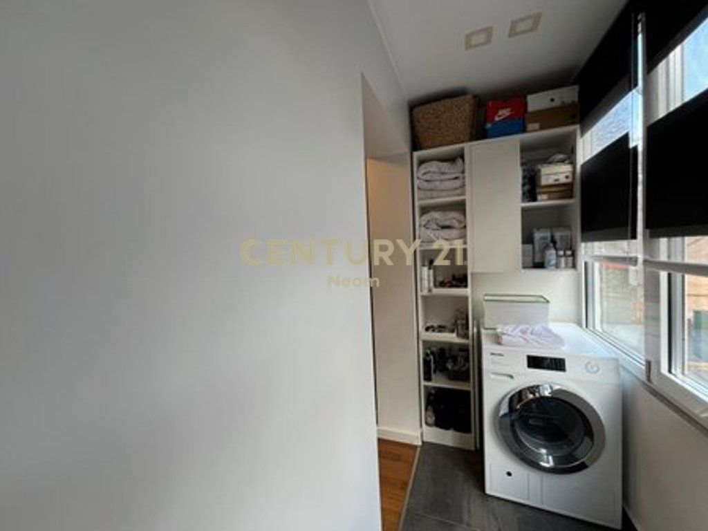 Shitet Apartament 1+1 në zemër të Myslym Shyri