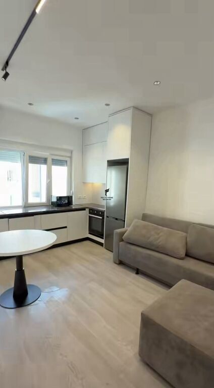 APARTAMENT ME QERA 1+1 BLLOK 80.000 LEKE FH-69318