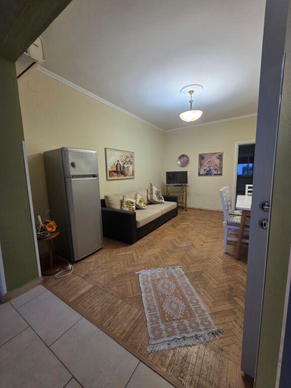 Qera | Apartament 1 + 1 + POST Parkimi | Qendër Dollari | 600 €/muaj