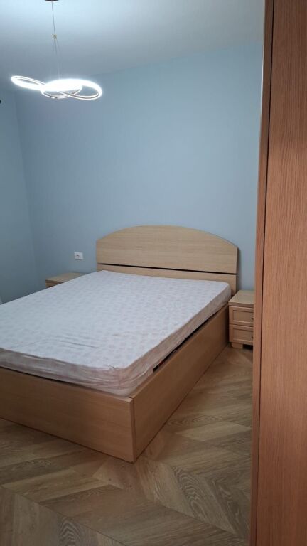 Appartamento 1+1 in affitto Via Elbasan, scuola Osman Myderizi dietro l'Ambasciata Americana